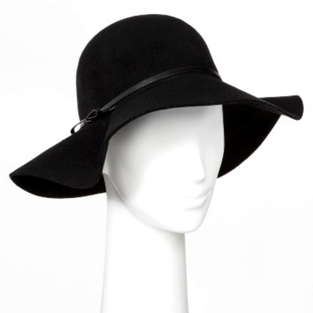 Black Floppy Hat NWT